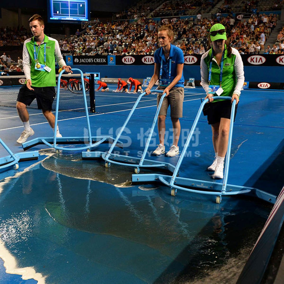 TP-033 Tennis Court Squeegee 2 tennis court squeegee use in australia open