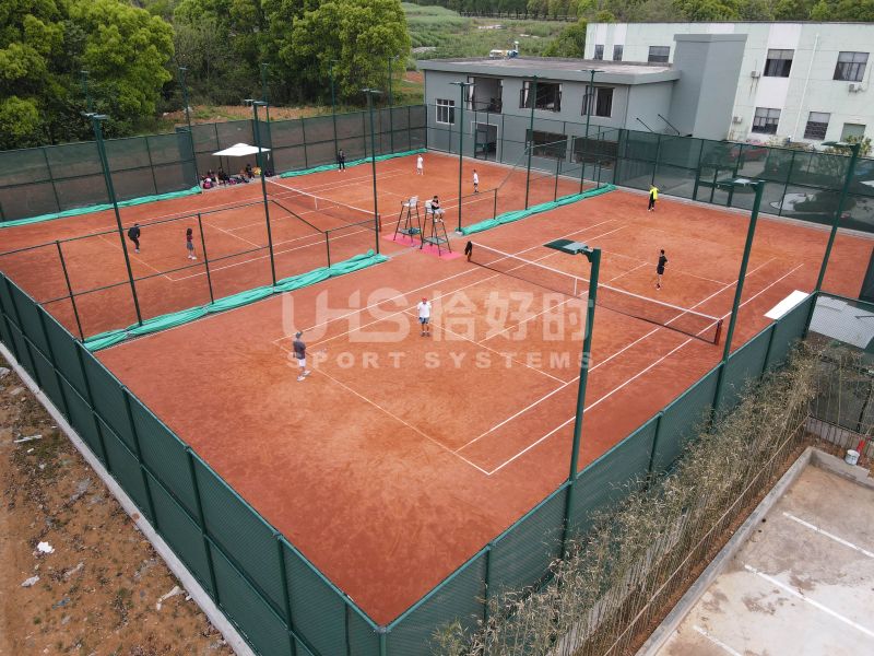 tennis court windscreens installation photo