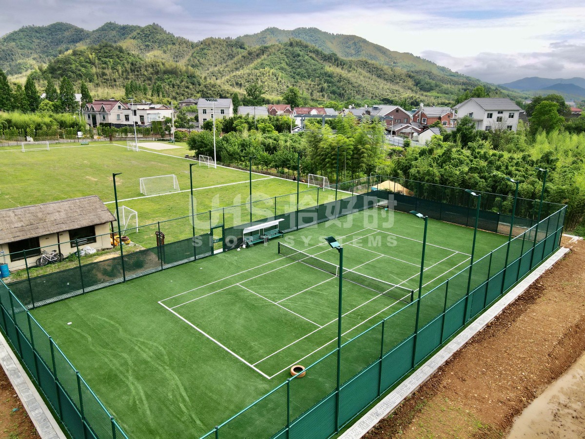 UHS-1008 Galvanized Steel Fence System for Tennis Court Builders 2 微信图片_202105250941478