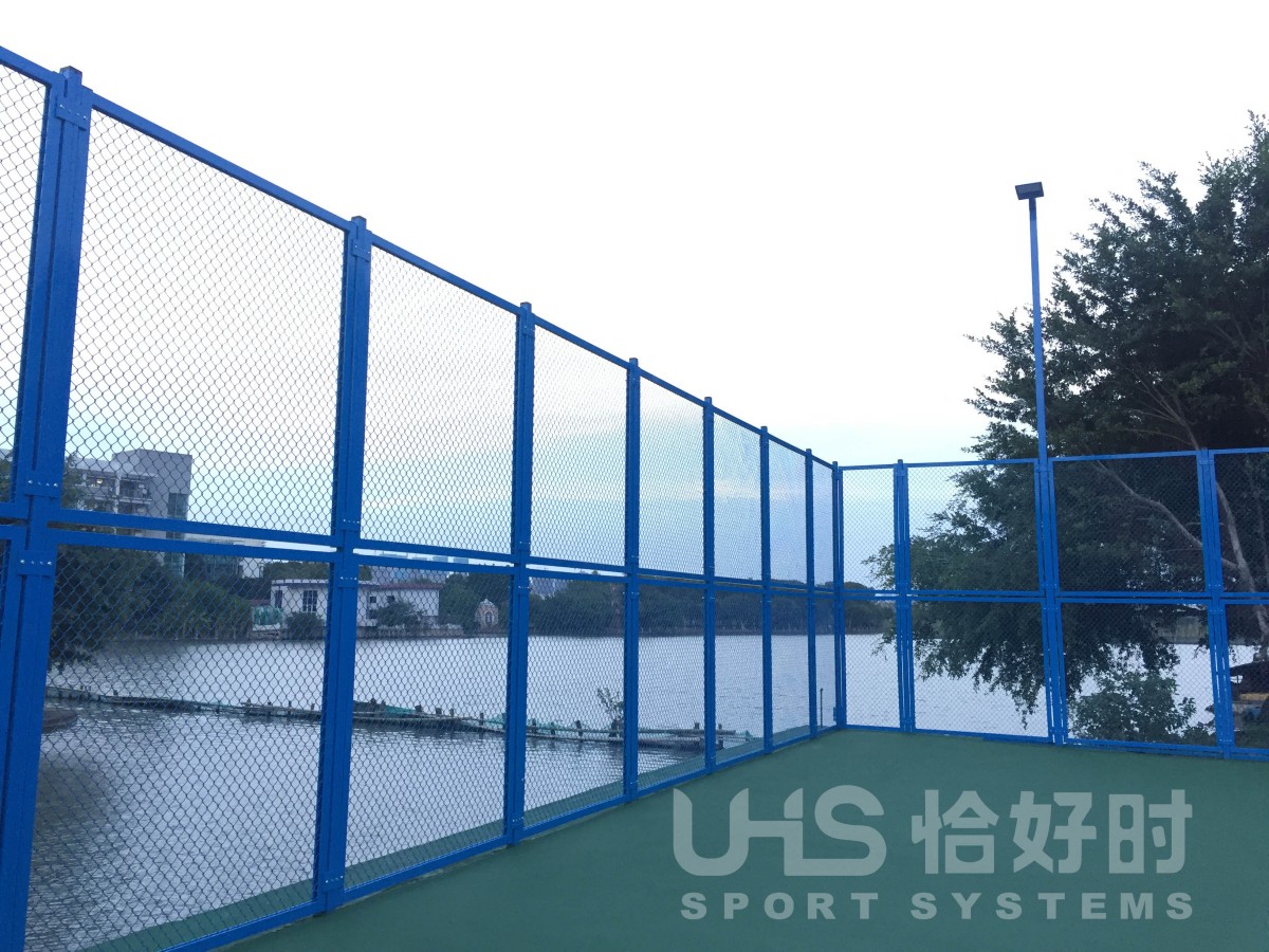 blue color aluminum tennis court fence in Zhejiang Wenzhou High School