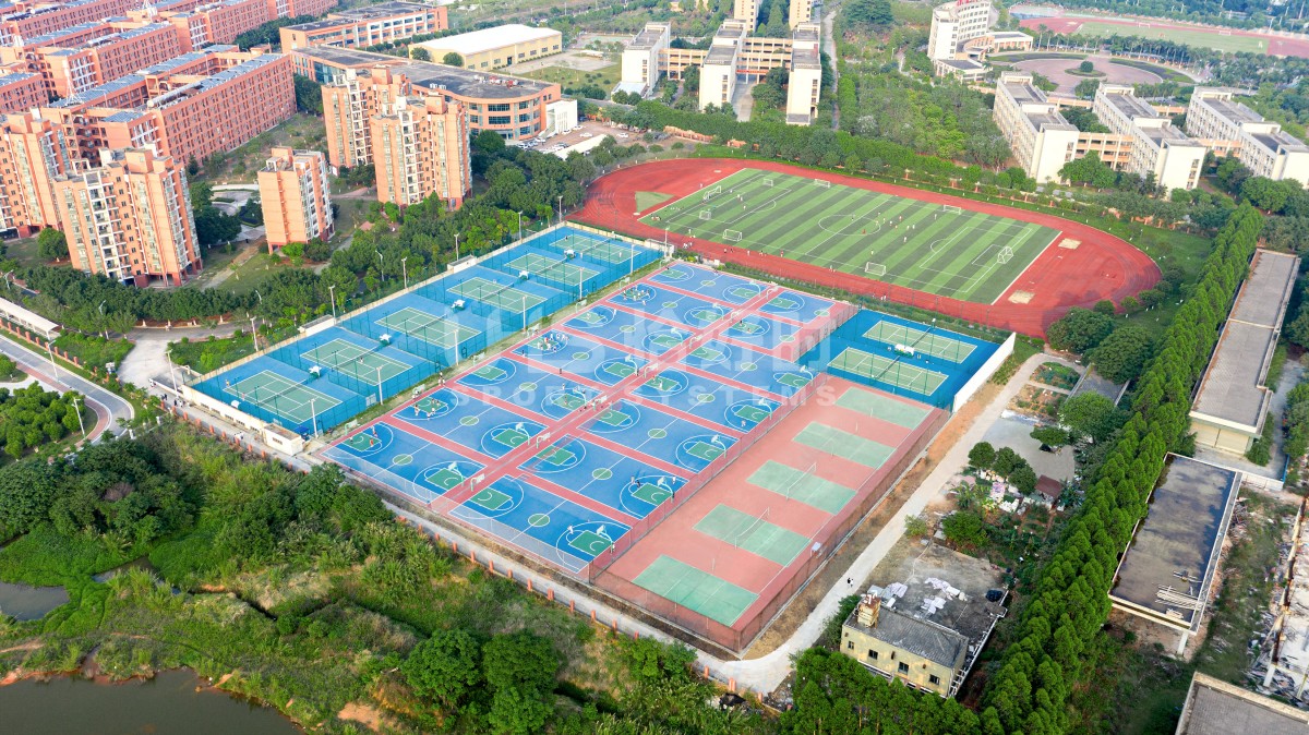 mesh wire for fencing for multiple connect court aerial view
