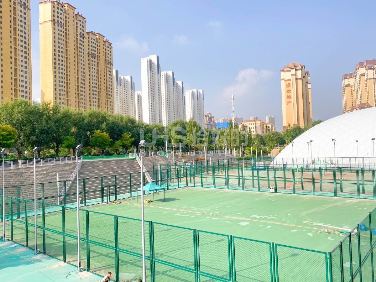 galvanized fence wire mesh for multiple basketball courts connect photo